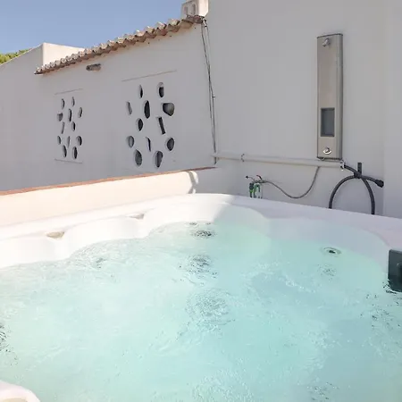 Loft Quinta Da Balaia - Jacuzzi - By Bedzy البوفيرا