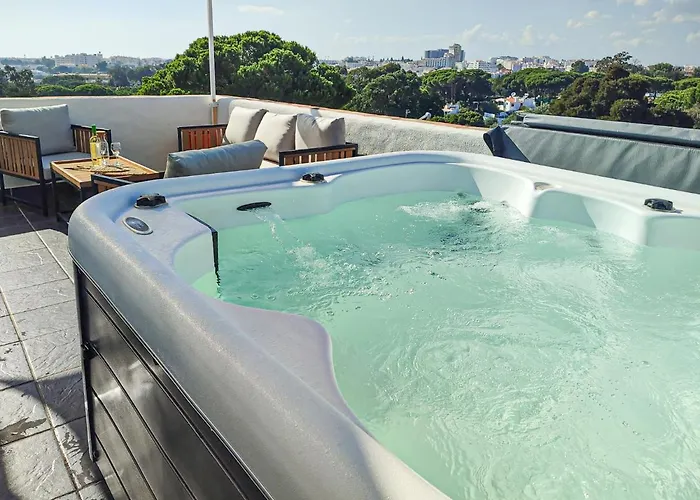 아파트 Loft Quinta Da Balaia - Jacuzzi - By Bedzy *